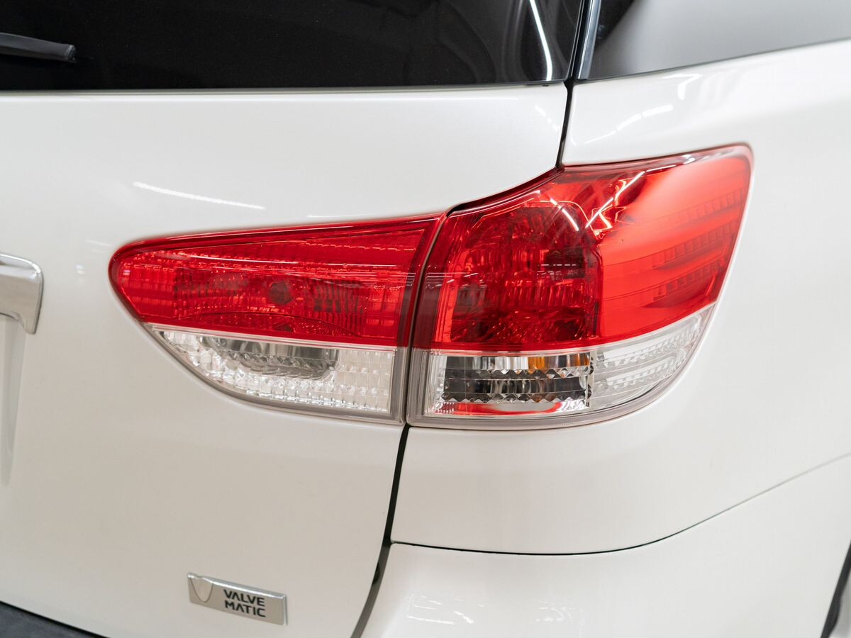 Toyota Wish 2009 - фото автомобиля