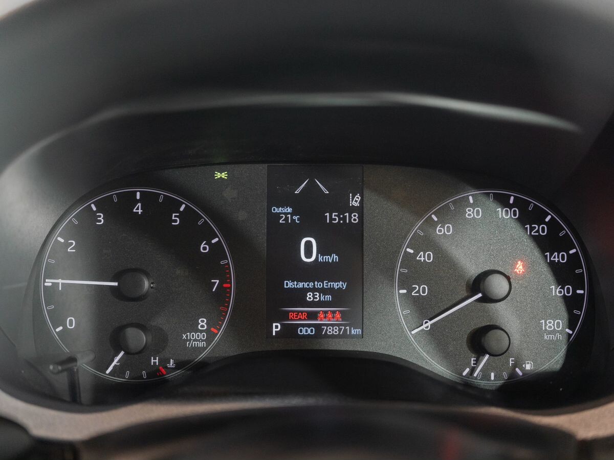 Toyota Yaris 2020 - фото автомобиля