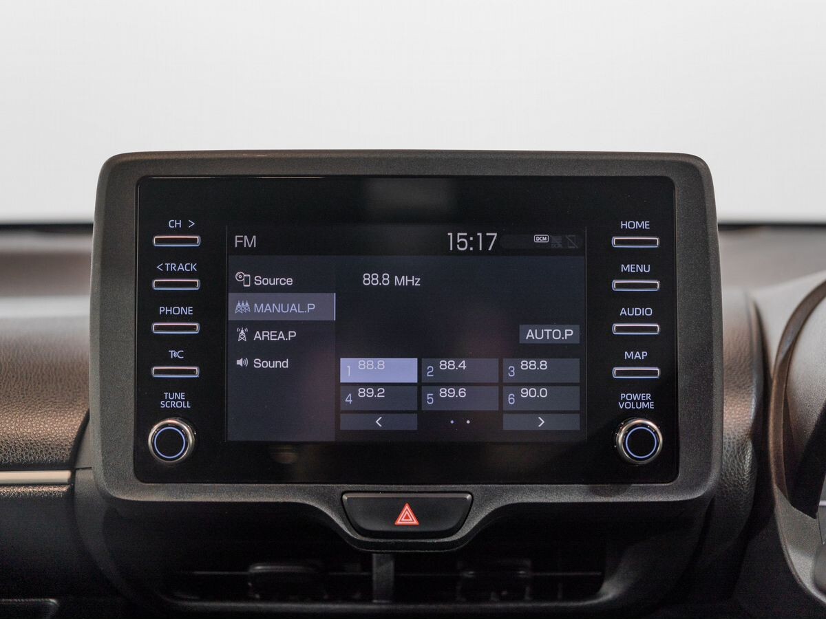 Toyota Yaris 2020 - фото автомобиля