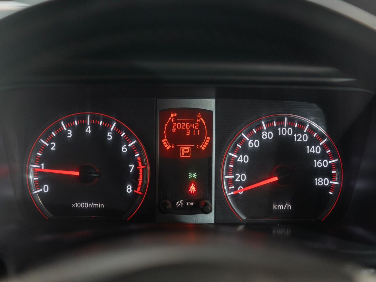 Nissan Serena 2008 - фото автомобиля