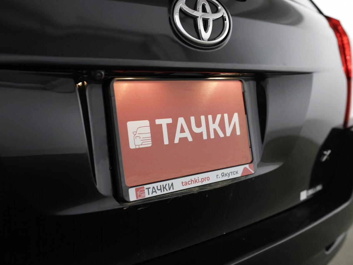 Toyota Corolla 2014 - фото автомобиля