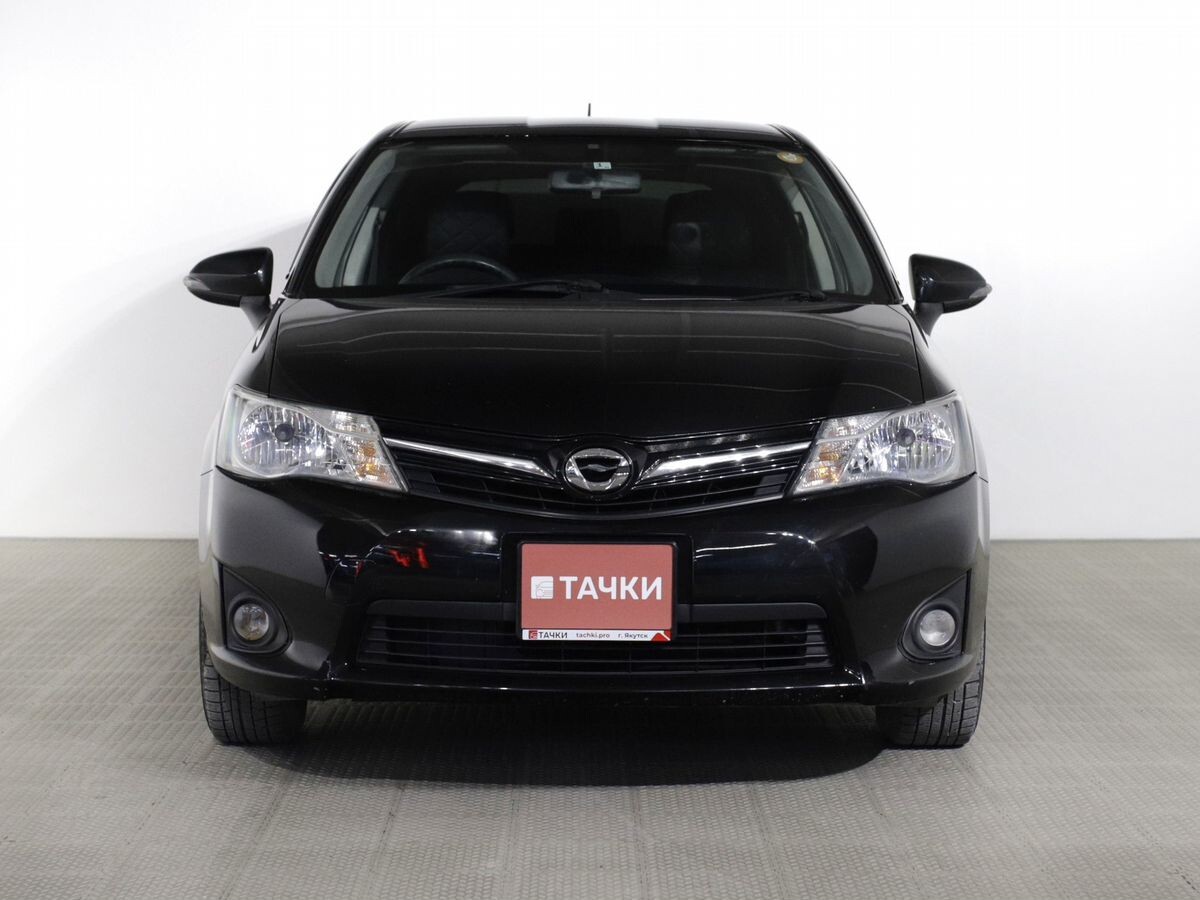 Toyota Corolla 2014 - фото автомобиля