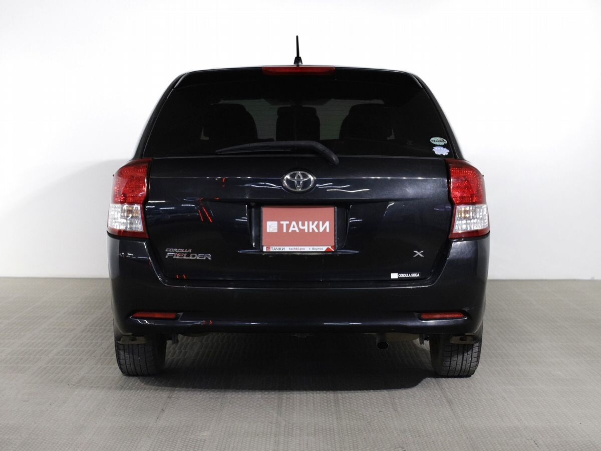 Toyota Corolla 2014 - фото автомобиля