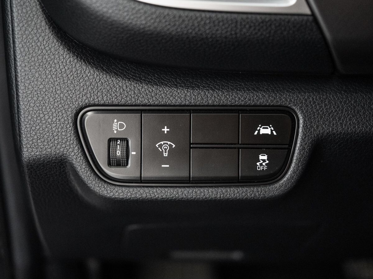 Kia Seltos 2021 - фото автомобиля