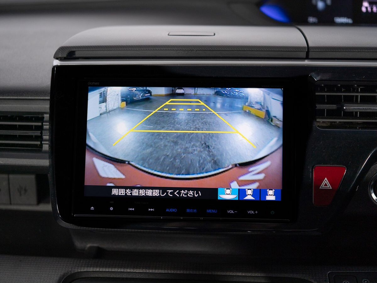 Honda Stepwgn 2016 - фото автомобиля