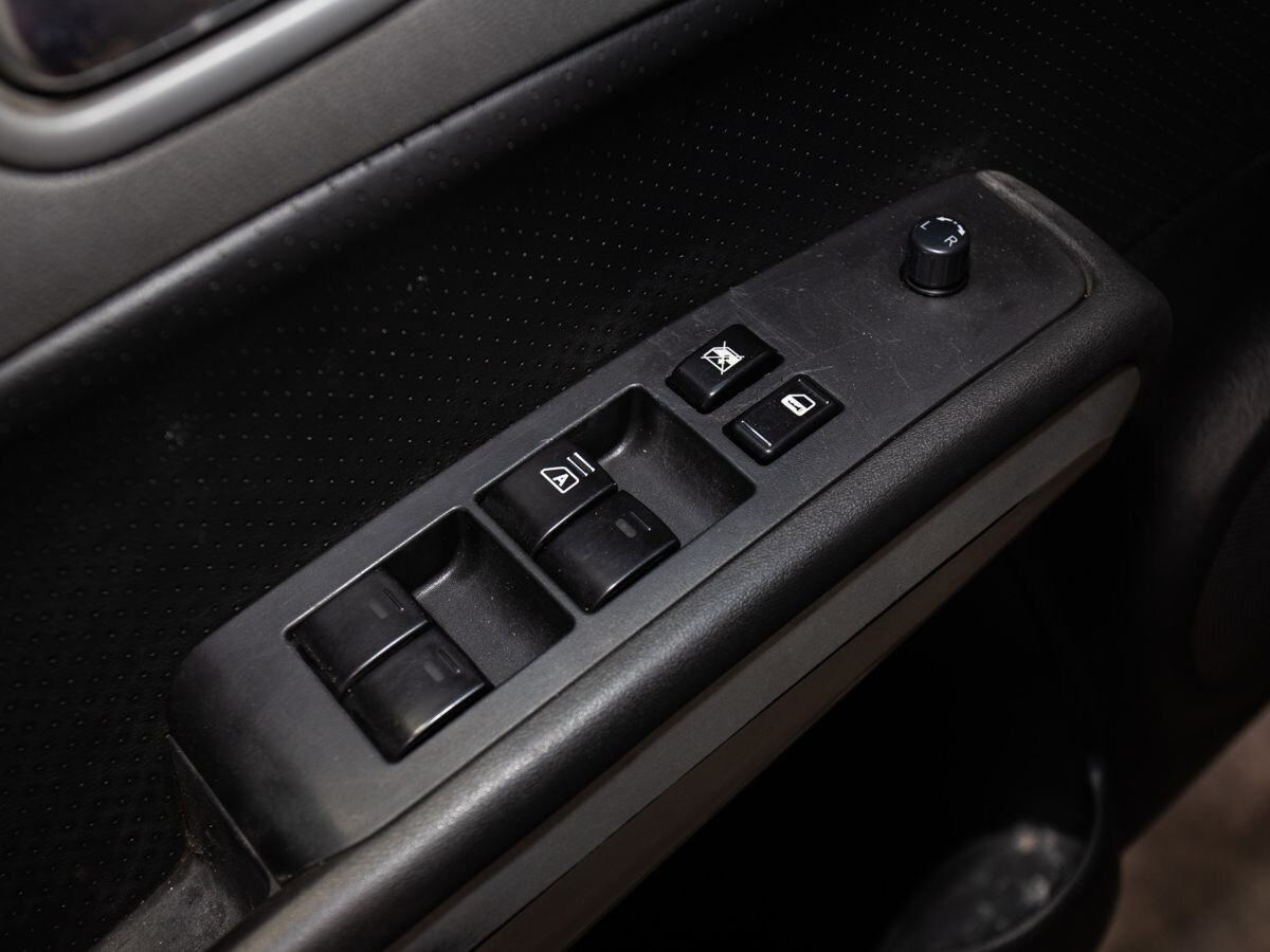 Nissan X-Trail 2007 - фото автомобиля