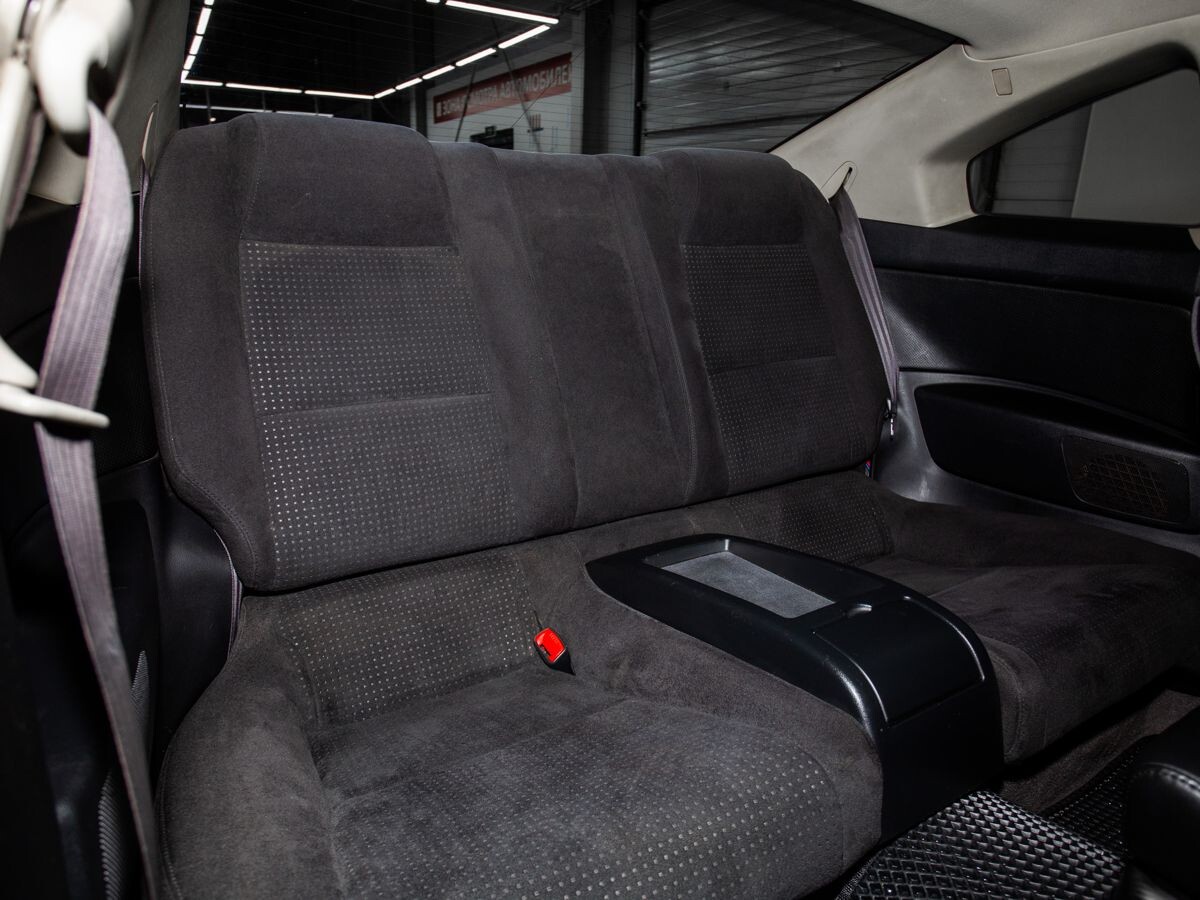 Nissan Skyline 2003 - фото автомобиля