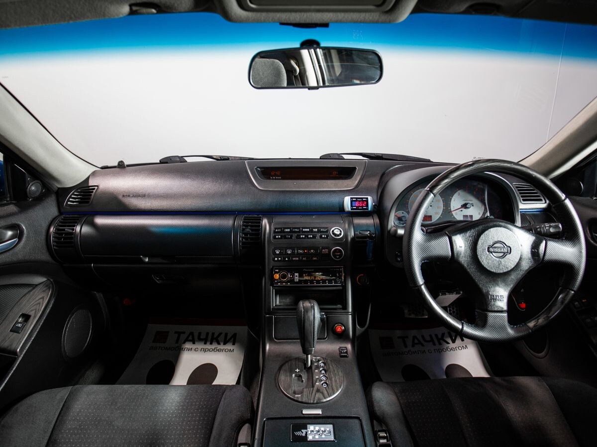 Nissan Skyline 2003 - фото автомобиля