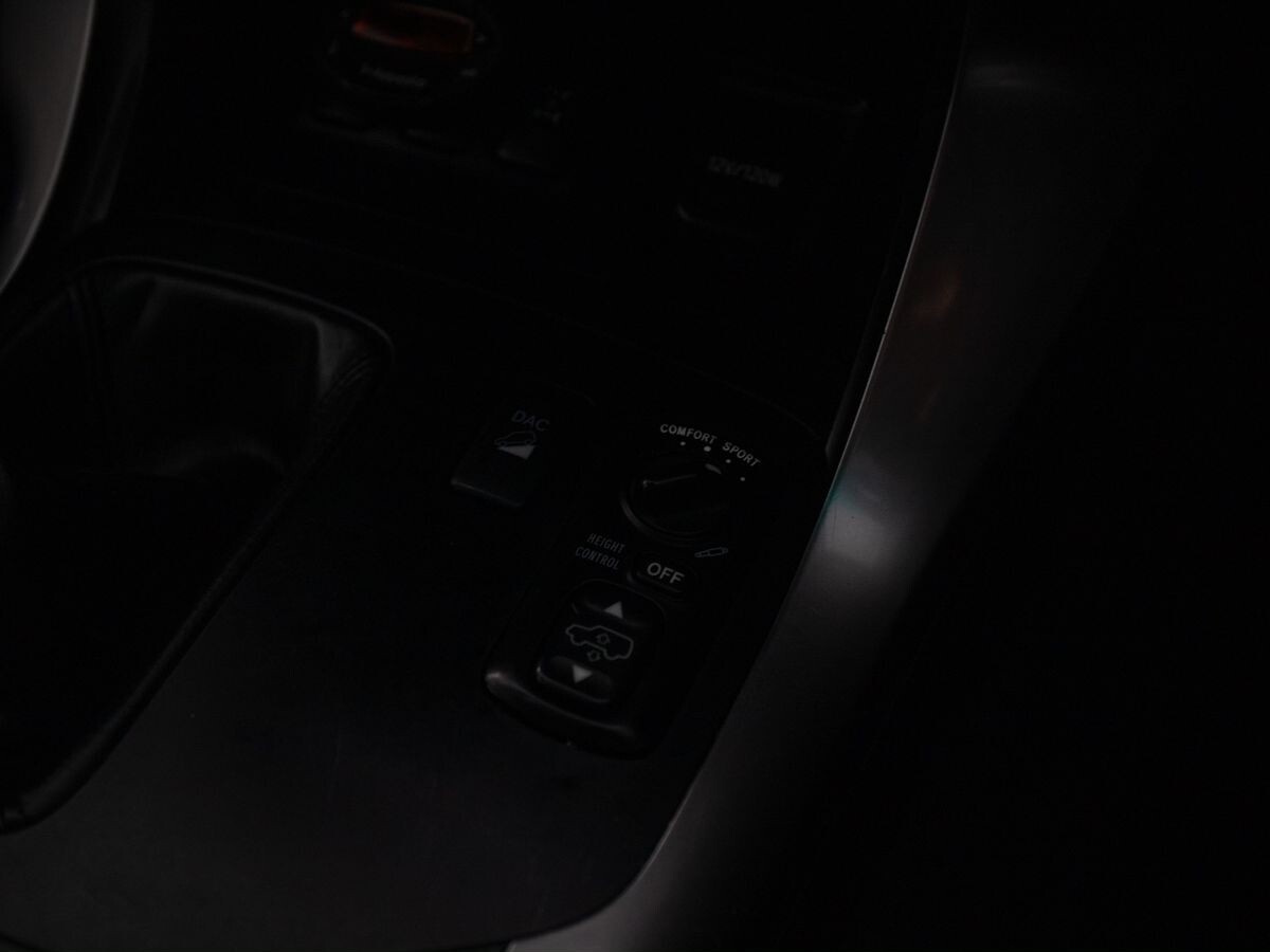 Toyota Land Cruiser Prado 2009 - фото автомобиля