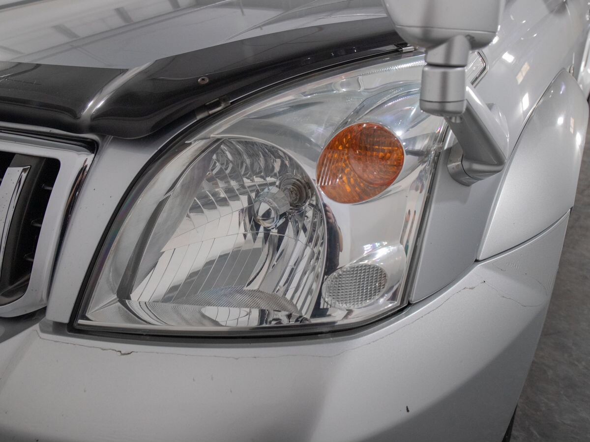 Toyota Land Cruiser Prado 2009 - фото автомобиля