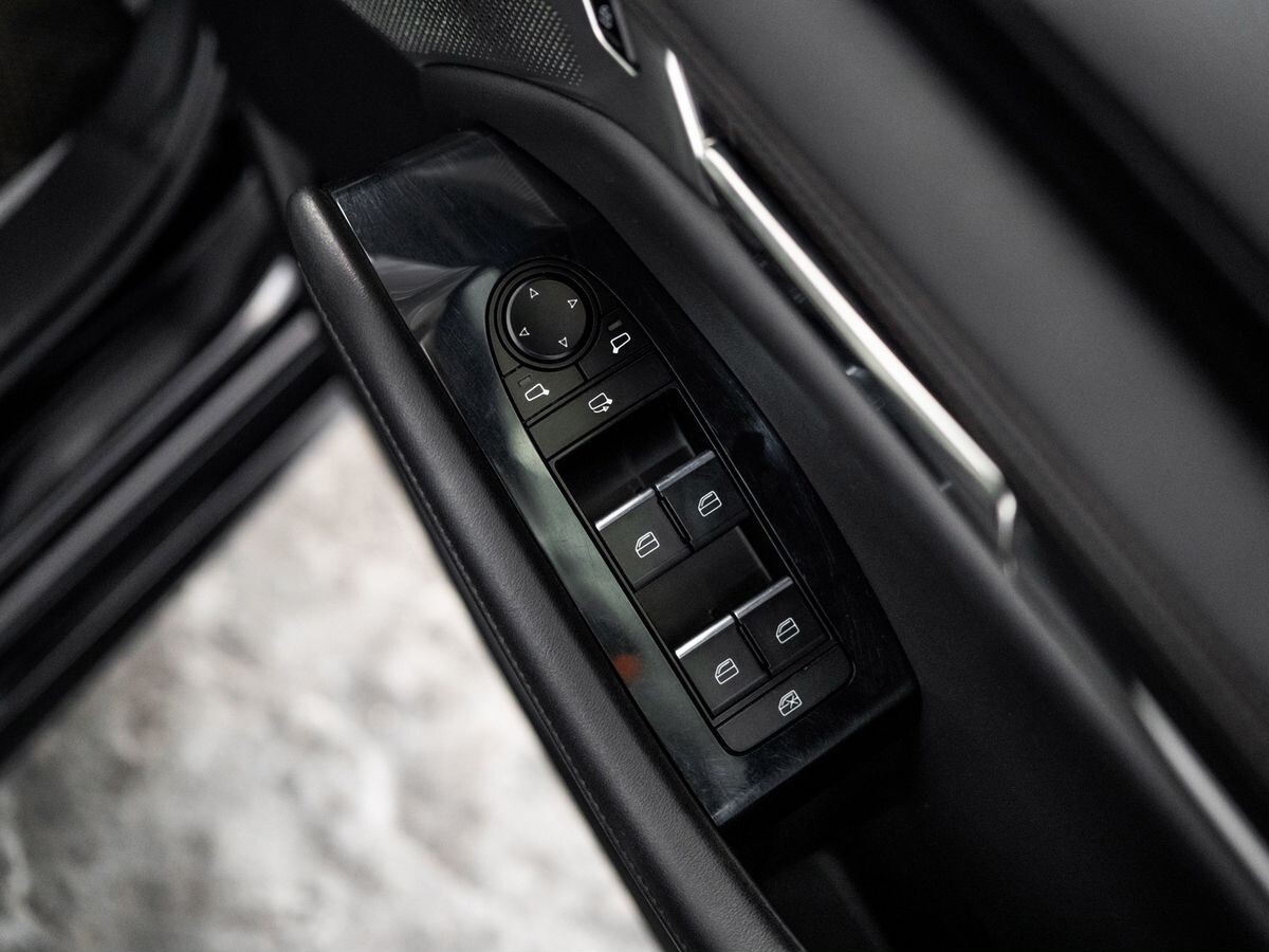 Mazda 3 2019 - фото автомобиля