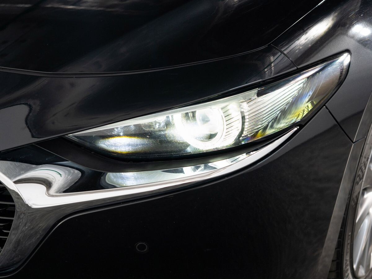 Mazda 3 2019 - фото автомобиля