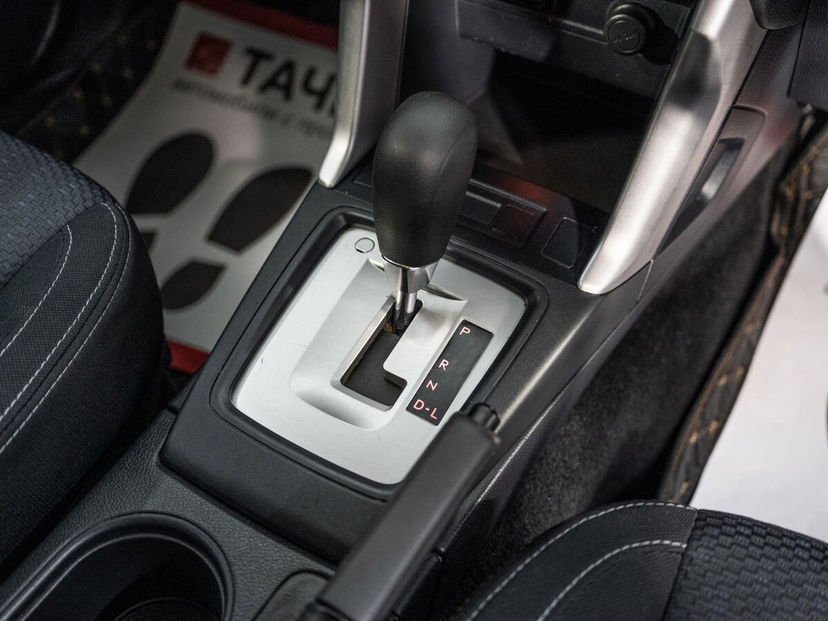 Subaru Forester 2015 - фото автомобиля