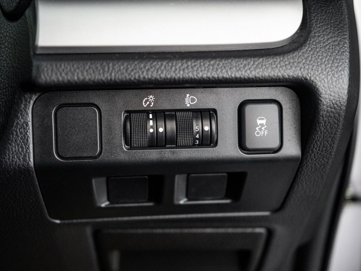 Subaru Forester 2015 - фото автомобиля