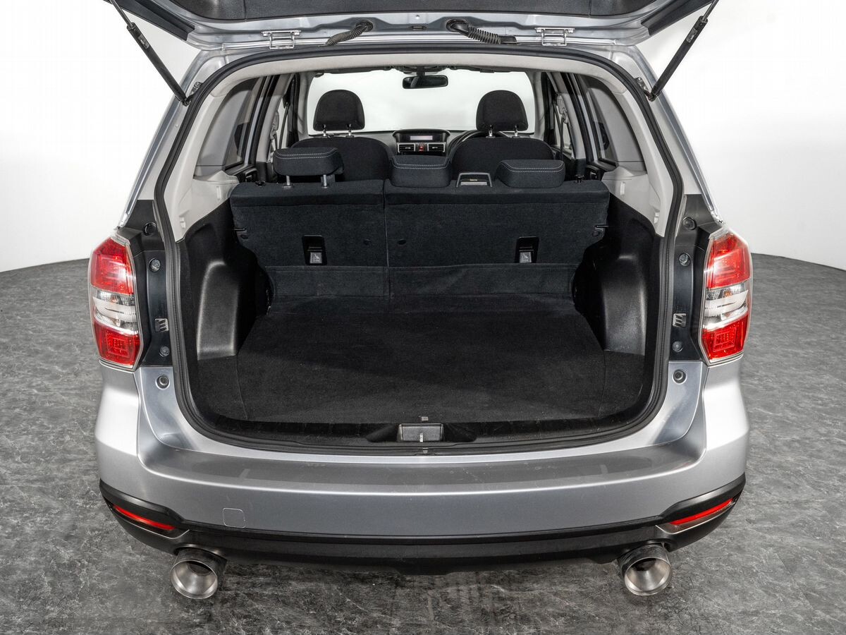 Subaru Forester 2015 - фото автомобиля