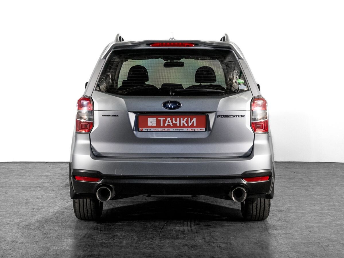 Subaru Forester 2015 - фото автомобиля