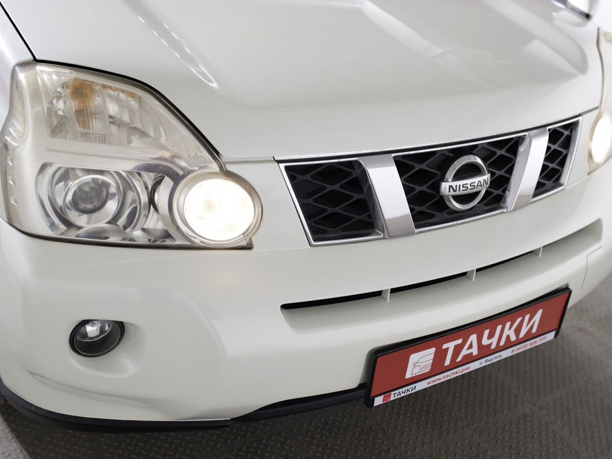 Nissan X-Trail 2010 - фото автомобиля