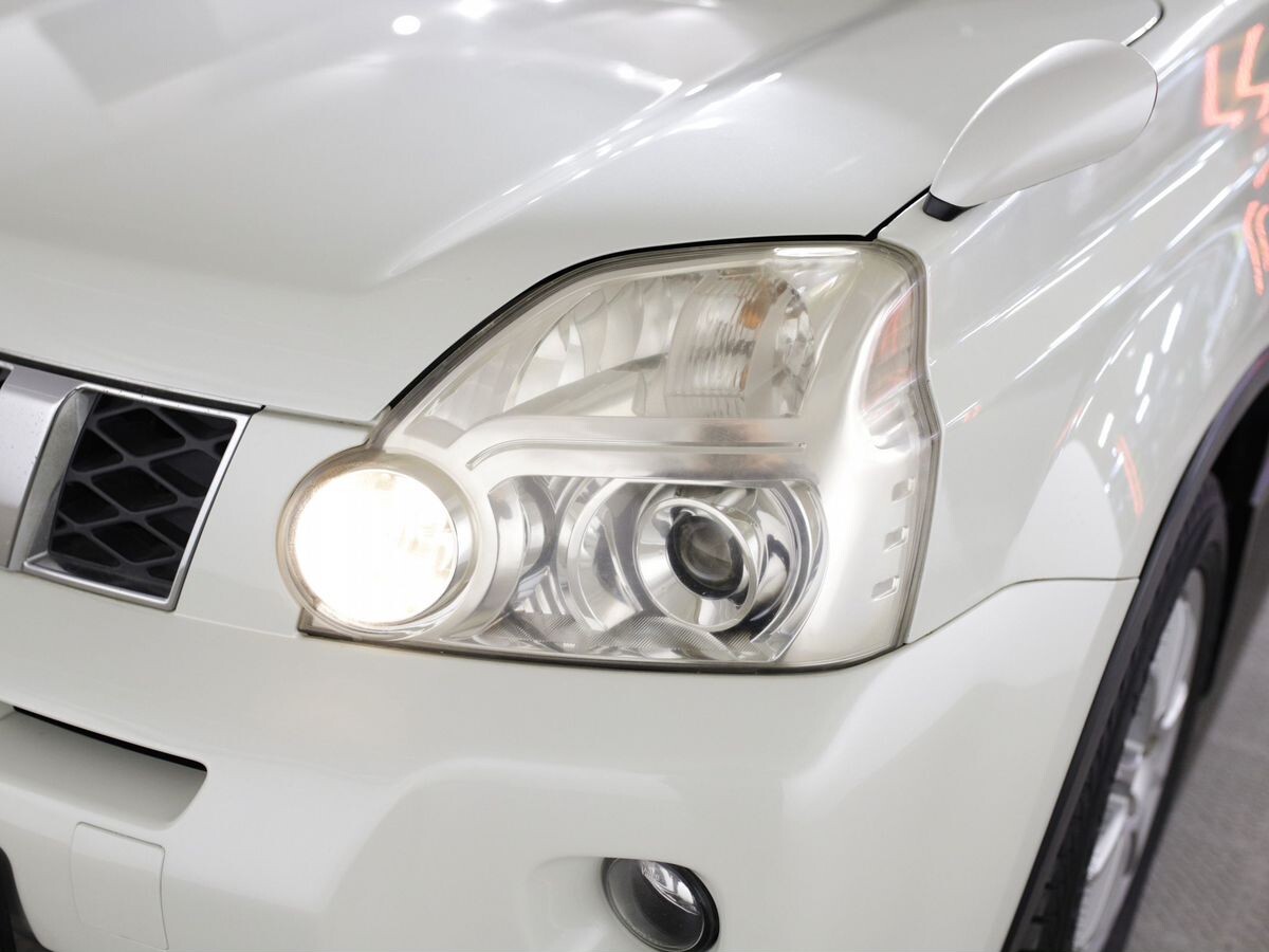 Nissan X-Trail 2010 - фото автомобиля