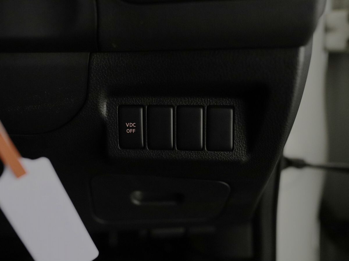 Nissan X-Trail 2010 - фото автомобиля