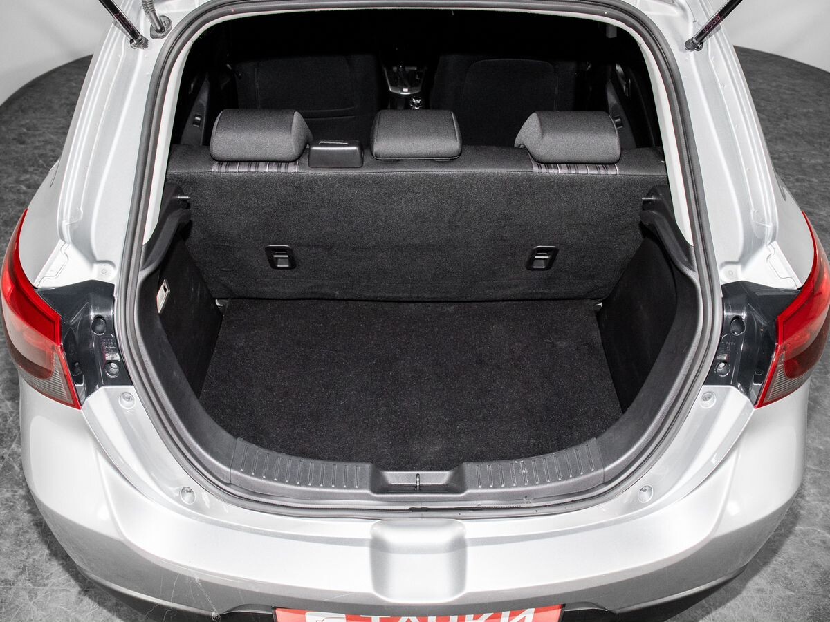 Mazda Demio 2016 - фото автомобиля