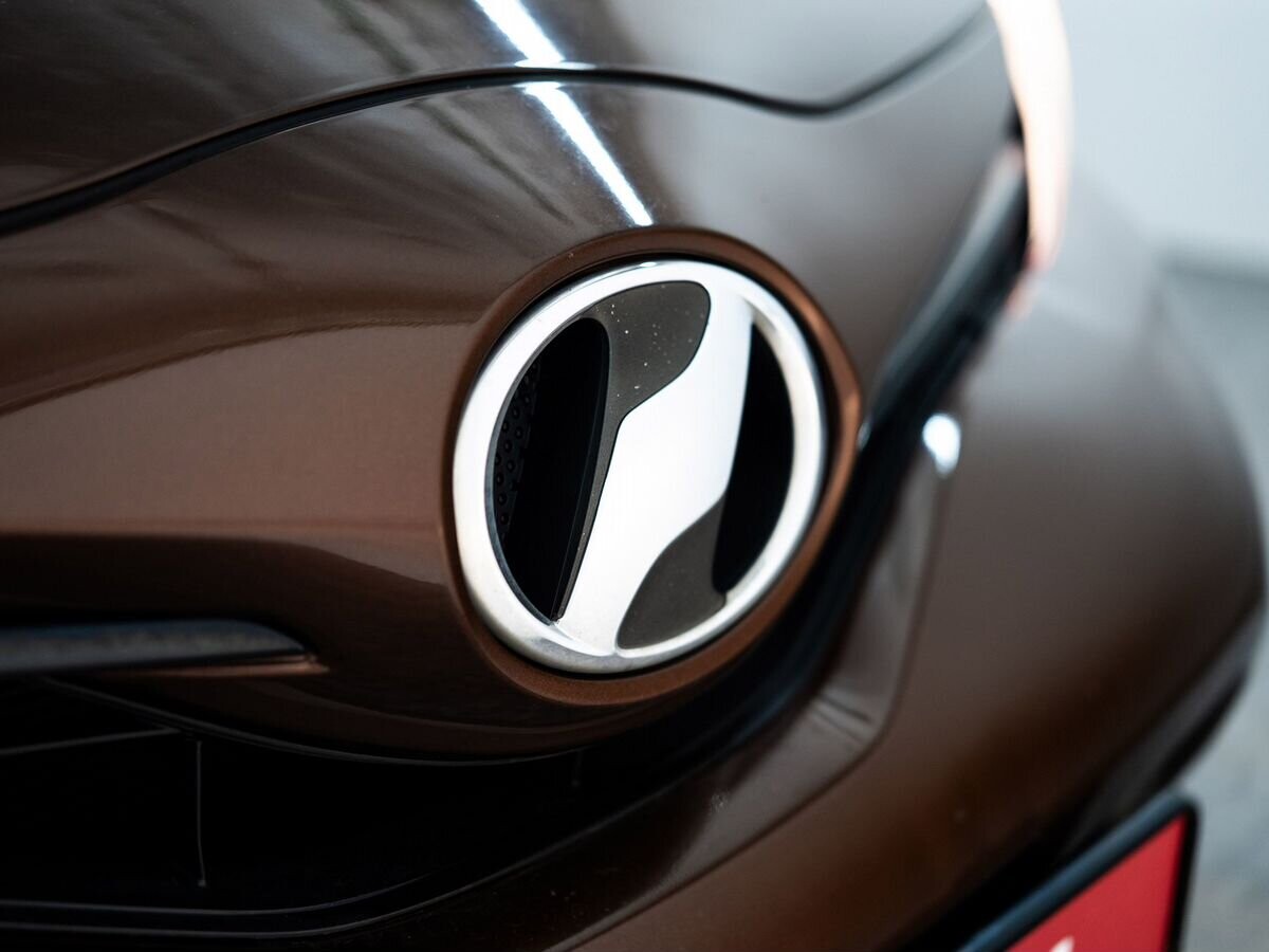 Toyota Vitz 2015 - фото автомобиля