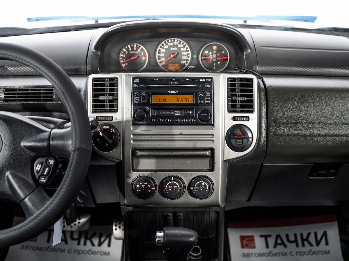 Nissan X-Trail 2006 - фото автомобиля