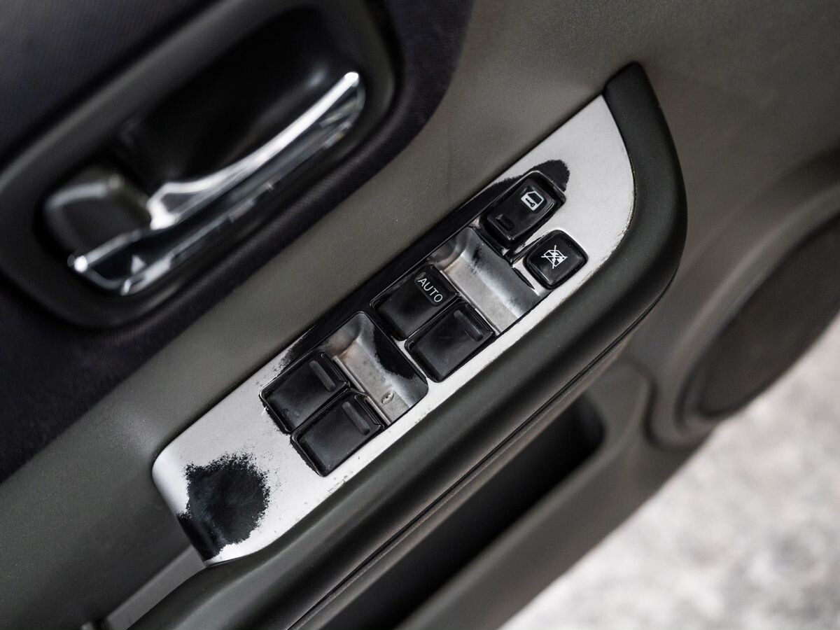 Nissan X-Trail 2006 - фото автомобиля