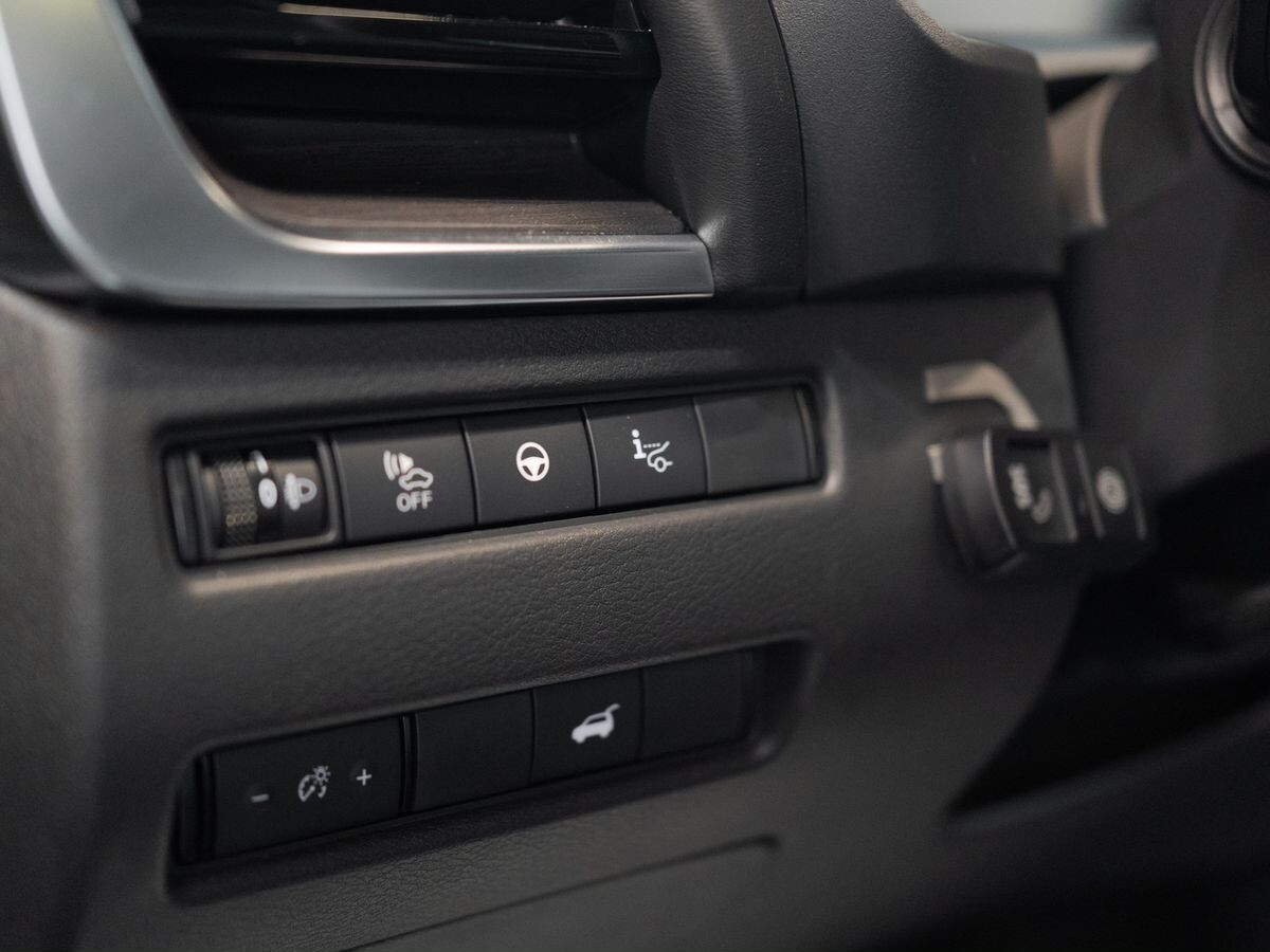 Nissan X-Trail 2024 - фото автомобиля