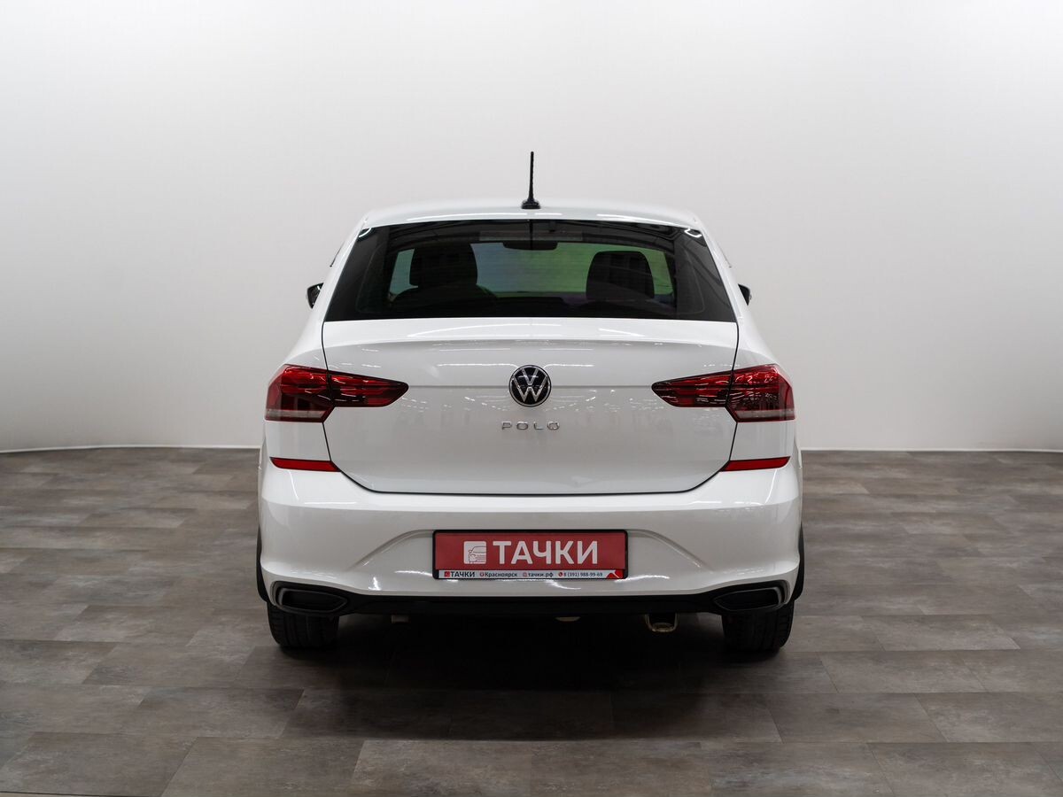 Volkswagen Polo 2022 - фото автомобиля