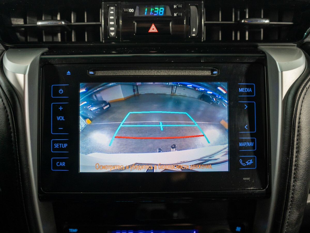 Toyota Fortuner 2017 - фото автомобиля