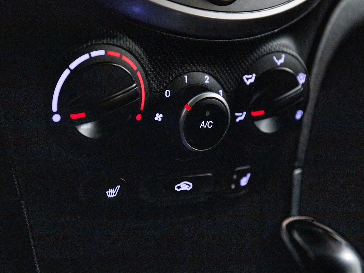 Hyundai Solaris 2015 - фото автомобиля