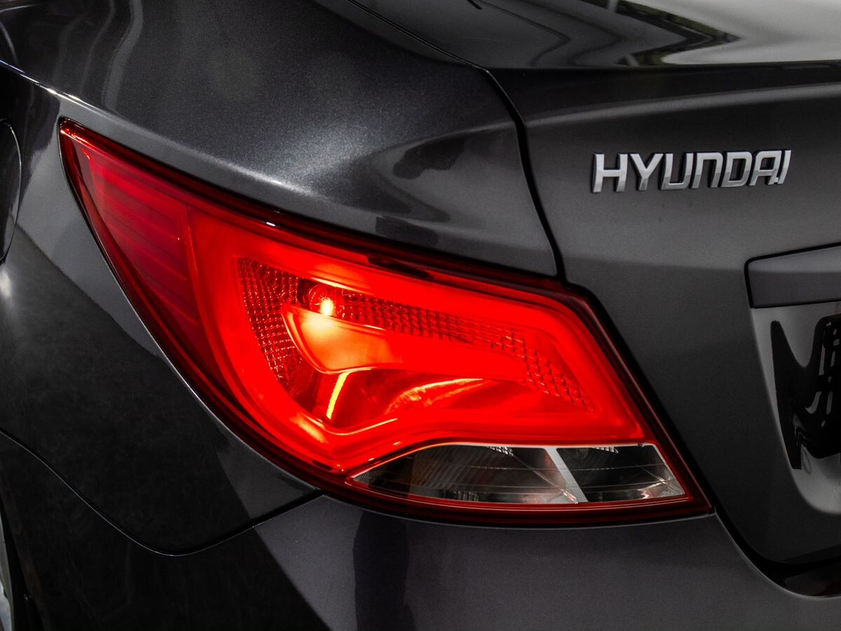 Hyundai Solaris 2015 - фото автомобиля