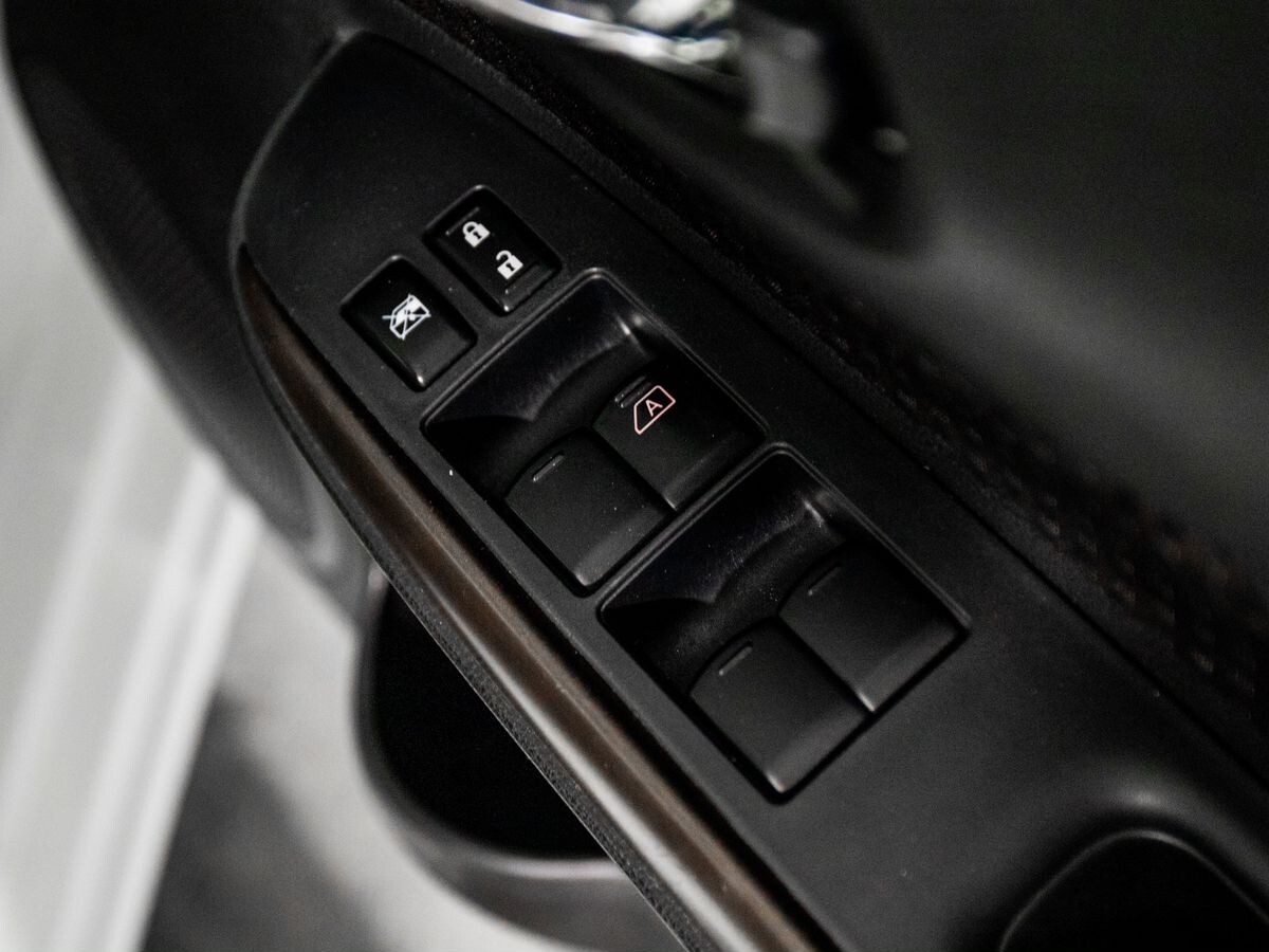 Nissan Note 2018 - фото автомобиля