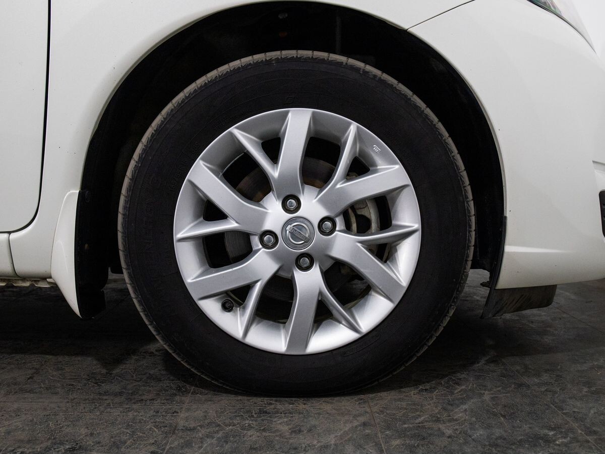 Nissan Note 2018 - фото автомобиля