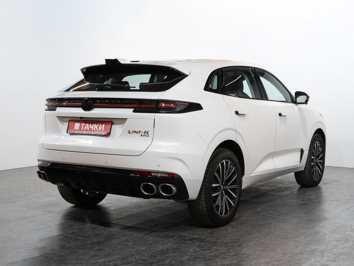 Changan UNI-K 2023 - фото автомобиля