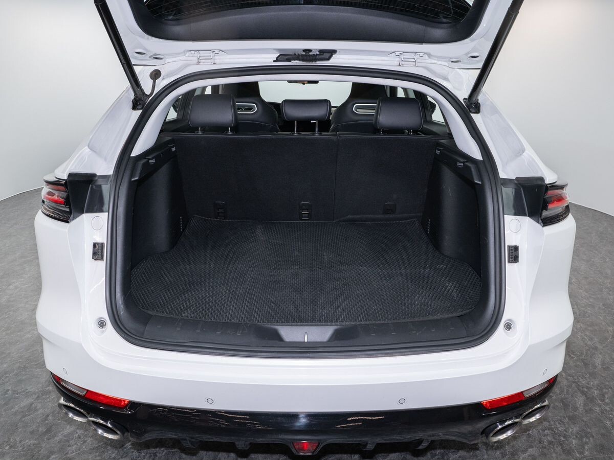 Changan UNI-K 2023 - фото автомобиля