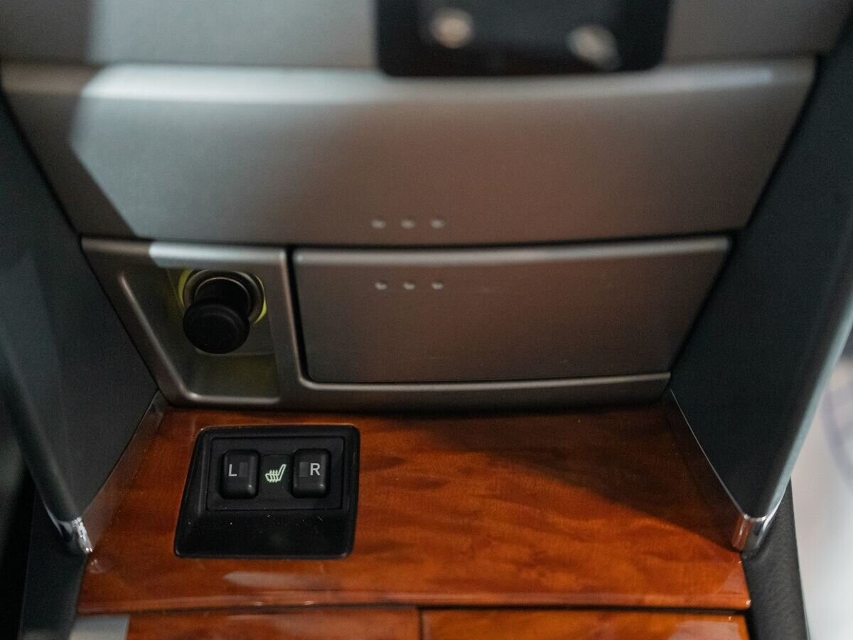 Toyota Camry 2007 - фото автомобиля