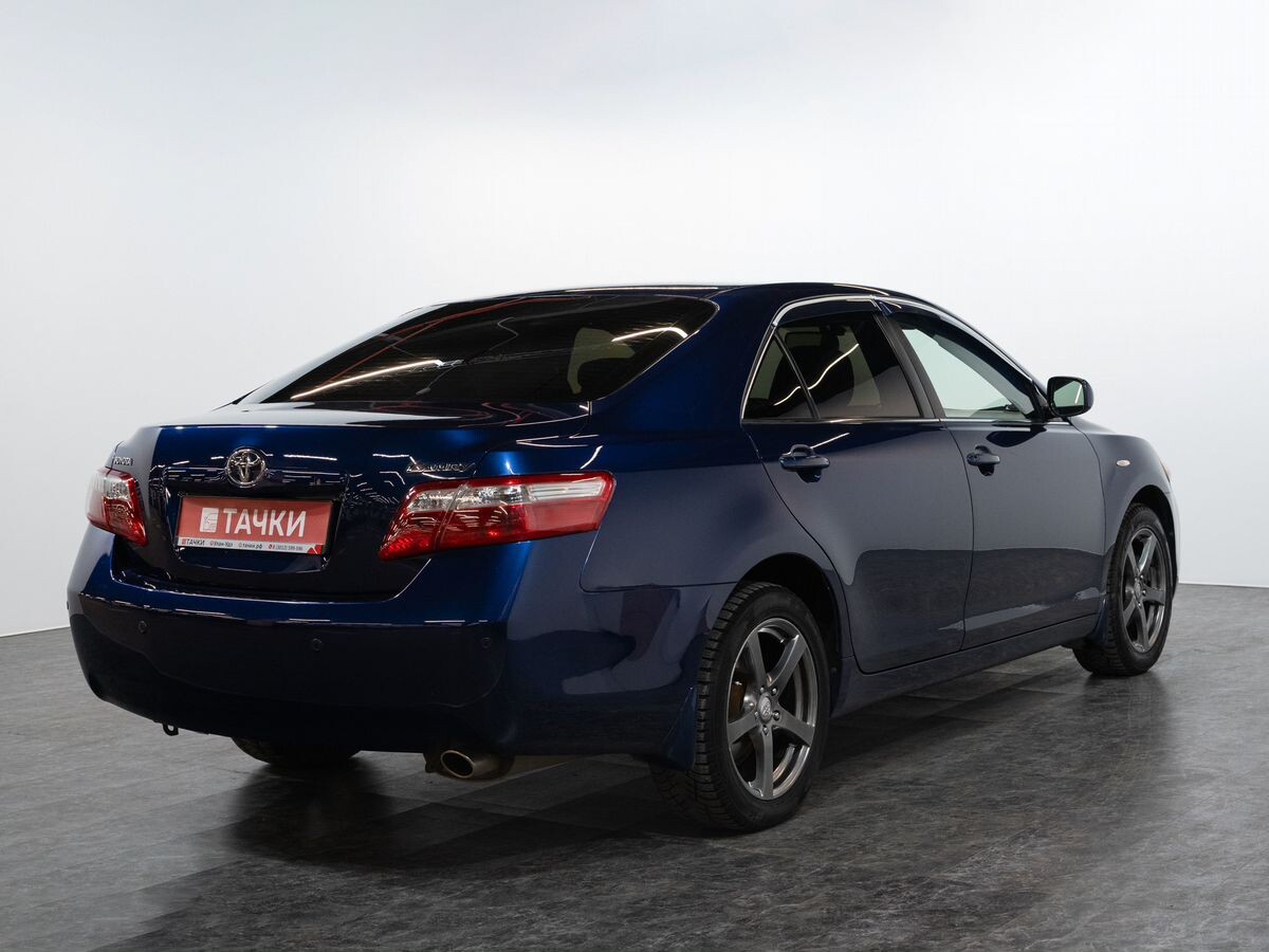 Toyota Camry 2007 - фото автомобиля