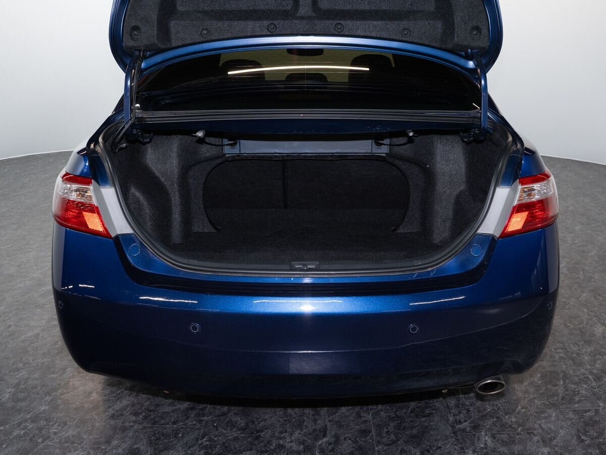 Toyota Camry 2007 - фото автомобиля