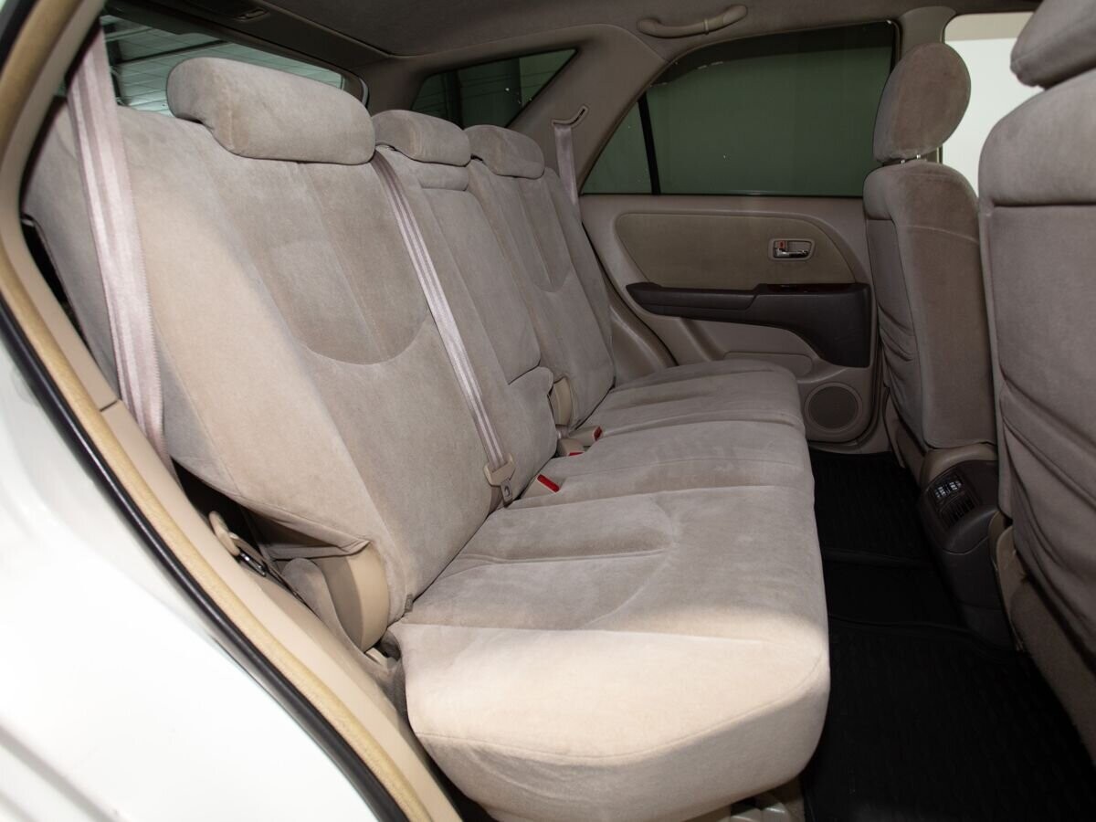 Toyota Harrier 2001 - фото автомобиля