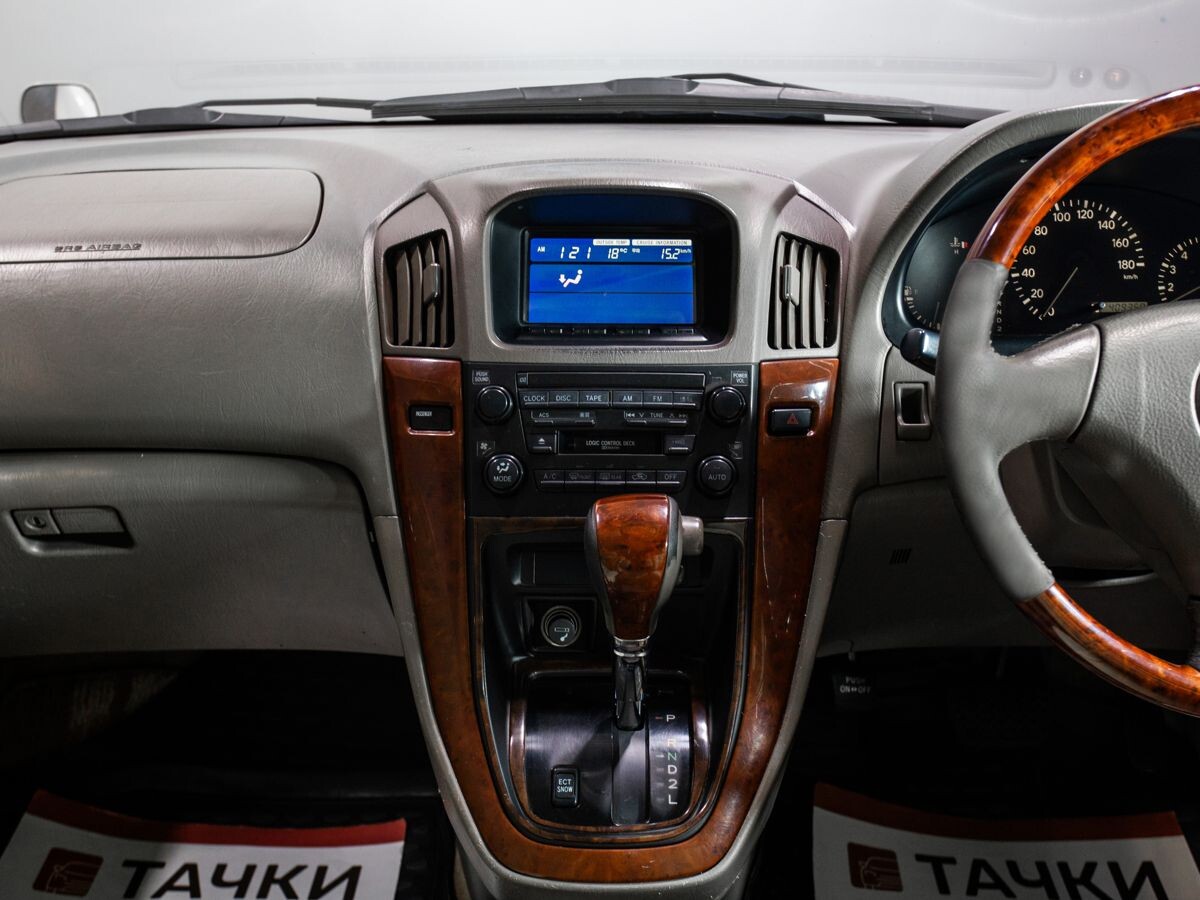 Toyota Harrier 2001 - фото автомобиля