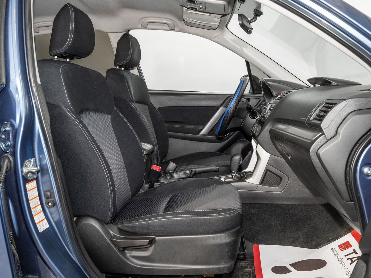 Subaru Forester 2014 - фото автомобиля