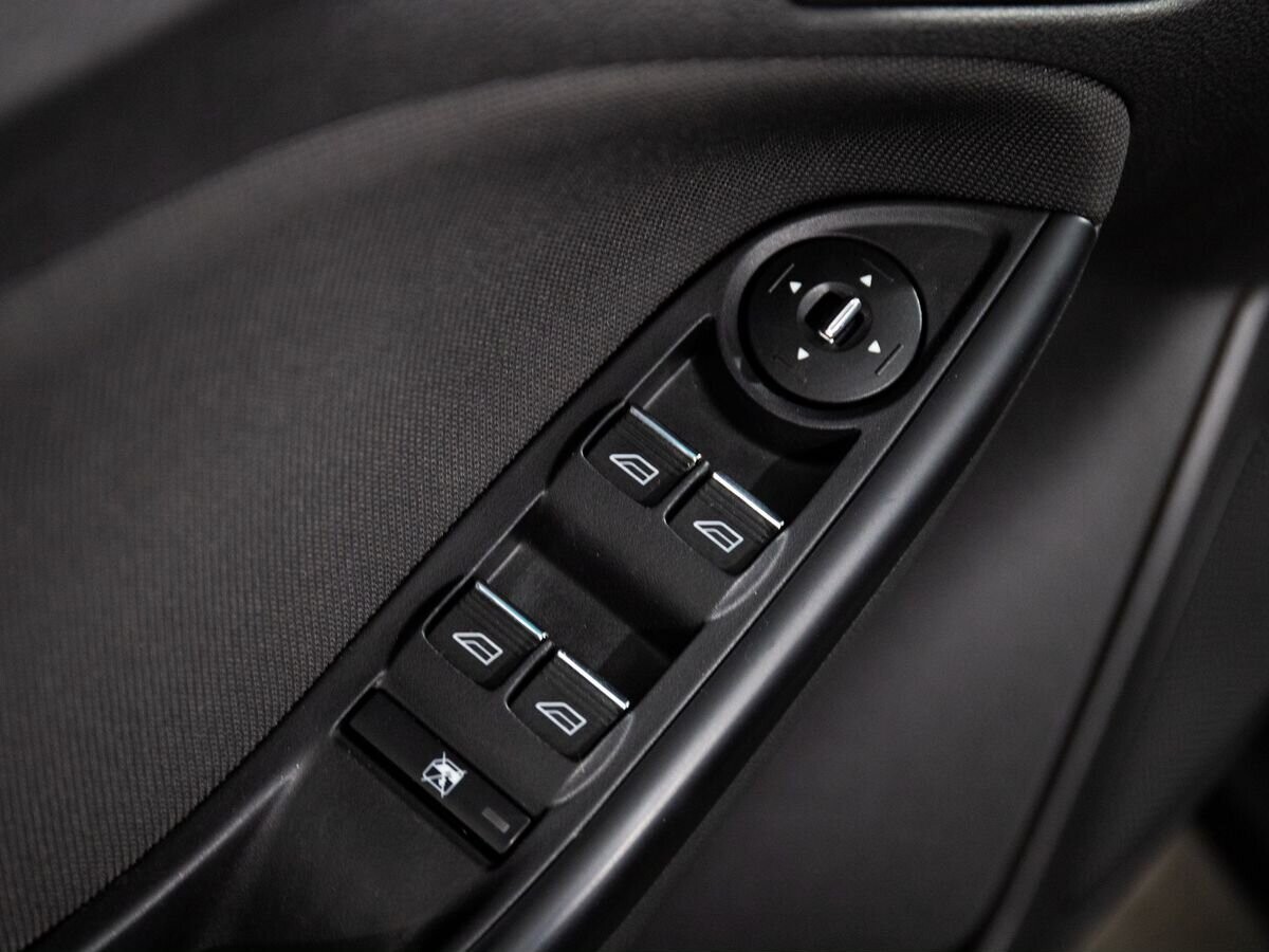 Ford Focus 2012 - фото автомобиля