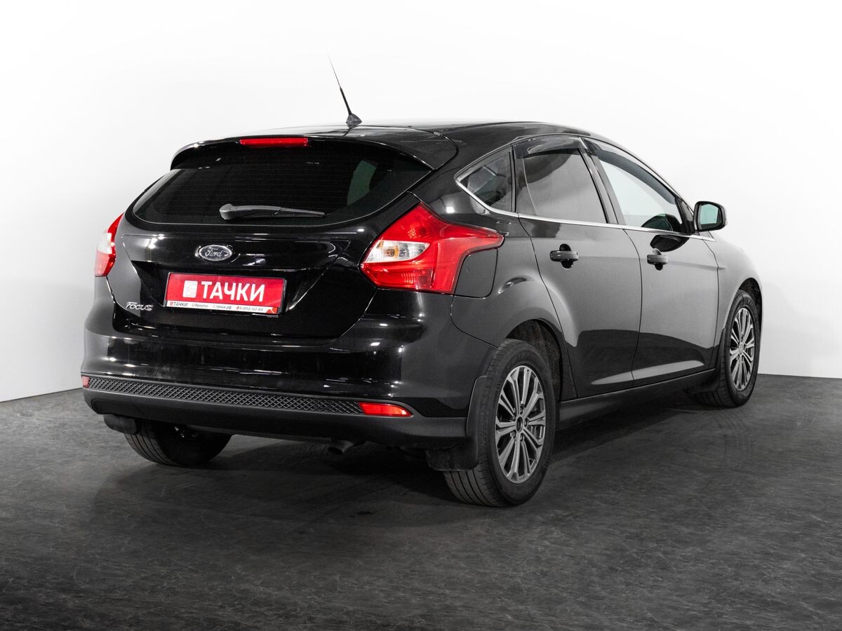 Ford Focus 2012 - фото автомобиля