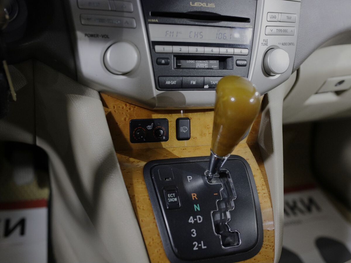 Lexus RX 2006 - фото автомобиля