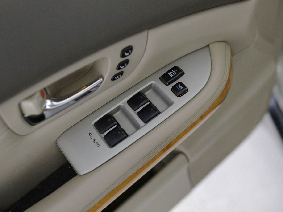 Lexus RX 2006 - фото автомобиля