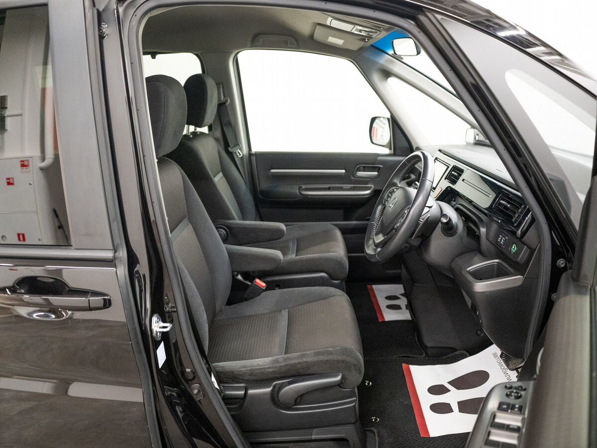 Honda Stepwgn 2020 - фото автомобиля