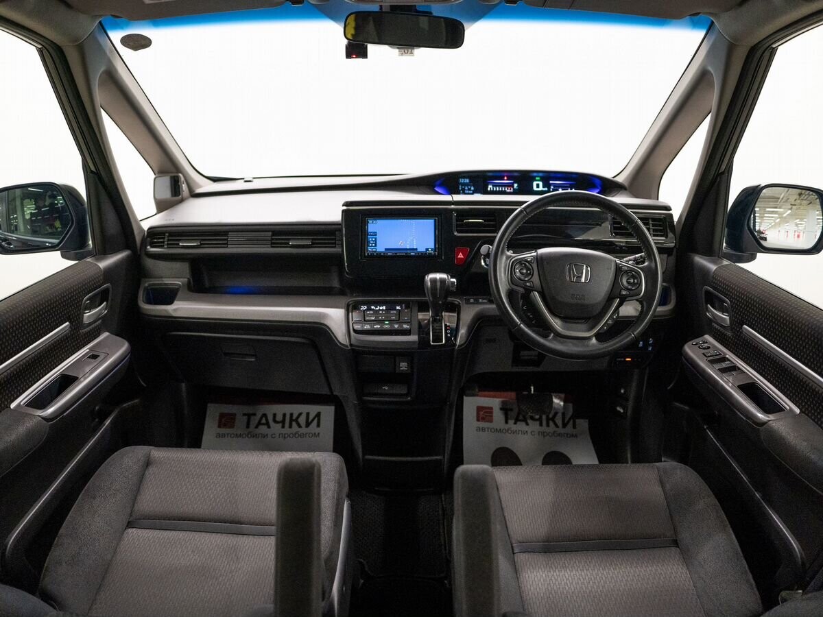 Honda Stepwgn 2020 - фото автомобиля