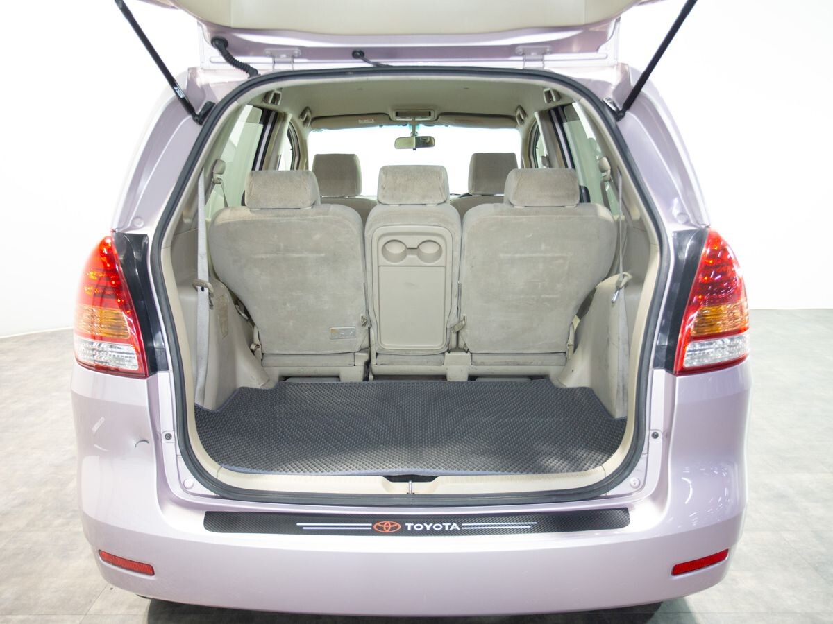 Toyota Corolla Spacio 2004 - фото автомобиля