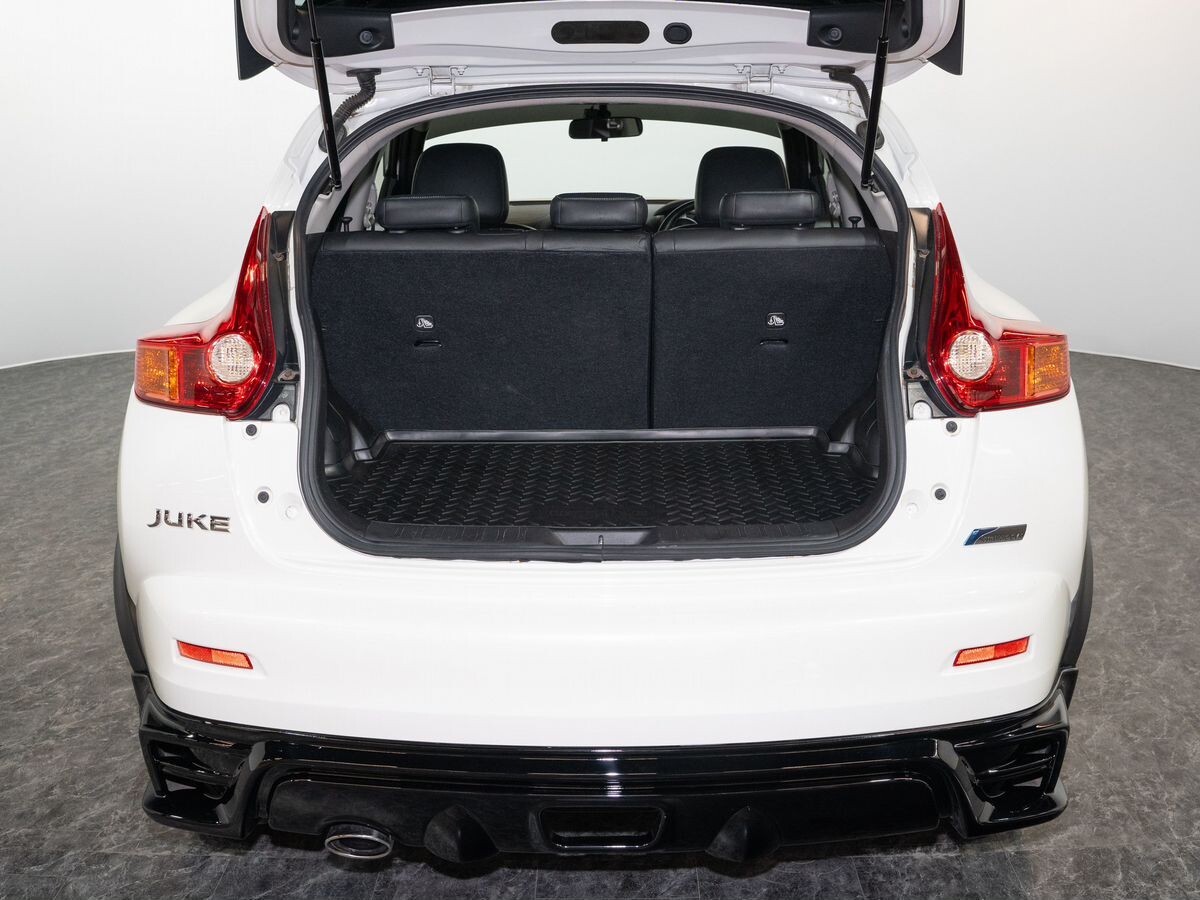 Nissan Juke 2012 - фото автомобиля